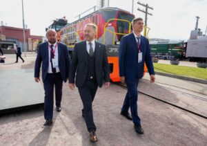 Александр Бельский выступил на пленарной дискуссии Международного железнодорожного салона